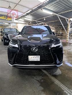 لێکزس LX